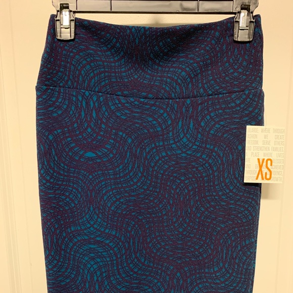 LuLaRoe Cassie Skirts - Picture 2 of 8